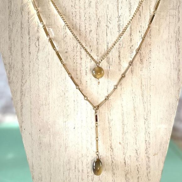 Natural Agate Stones Polished teardrop Pendant & Gold plated layered necklace - Picture 4 of 6